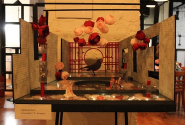 В Учебном театре ГИТИС открылась выставка макетов студентов факультета сценографии