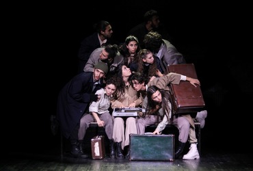 Студенты Ереванского государственного института театра и кино представили спектакль «Неистовые толпы» по мотивам поэмы Егише Чаренца